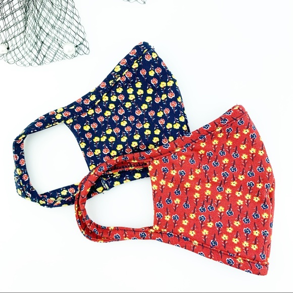 MADE IN USA 2 ULTRA SOFT DAINTY FLORAL FACE MASK - Picture 5 of 6